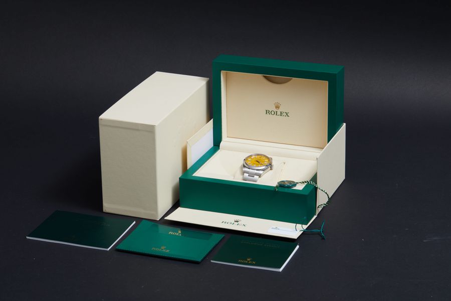 Rolex Oyster Perpetual 124300